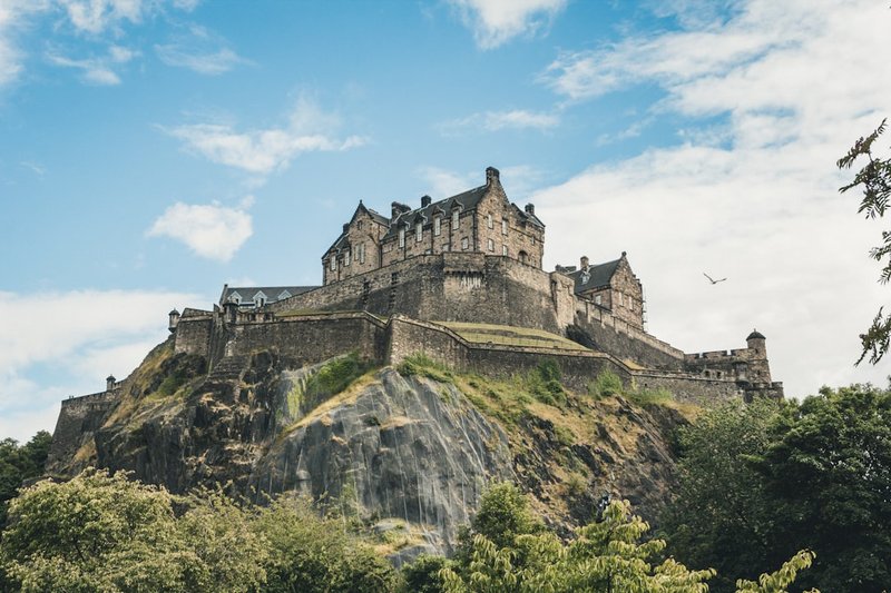 guide spinscastle united kingdom.jpg